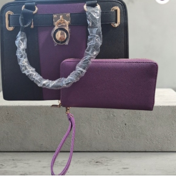 Elegant Black and Purple Handbag - Picture 6 of 7